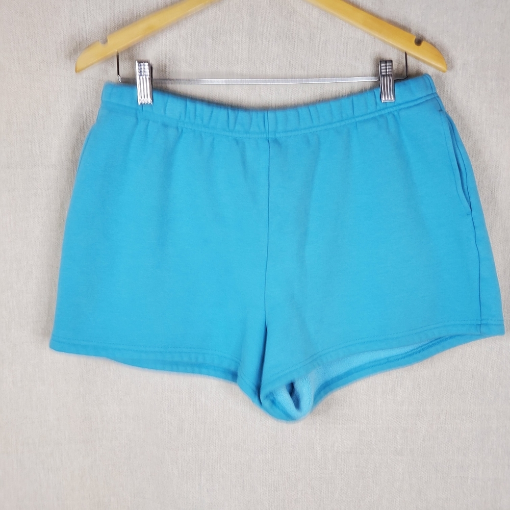 ♡ Fabletics Fleece High-Rise Shorts with Pockets Size XXL Turquoise